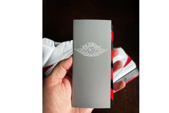 Jordan OG DX2454-106 Retro Chicago  DX2454-106  2  0207